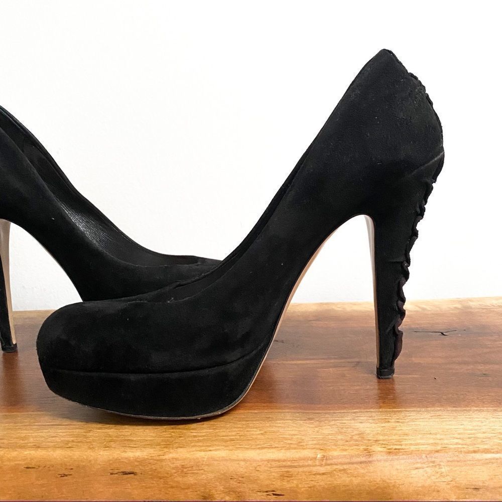 Authentic MIU MIU Black Suede Pumps 39 - Picture 4 of 11